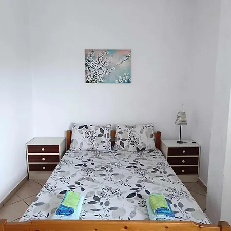 בית נופש Sunset Escape ניקיטי