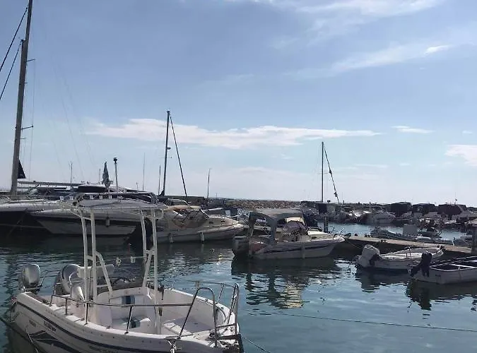 בית נופש Sunset Escape ניקיטי